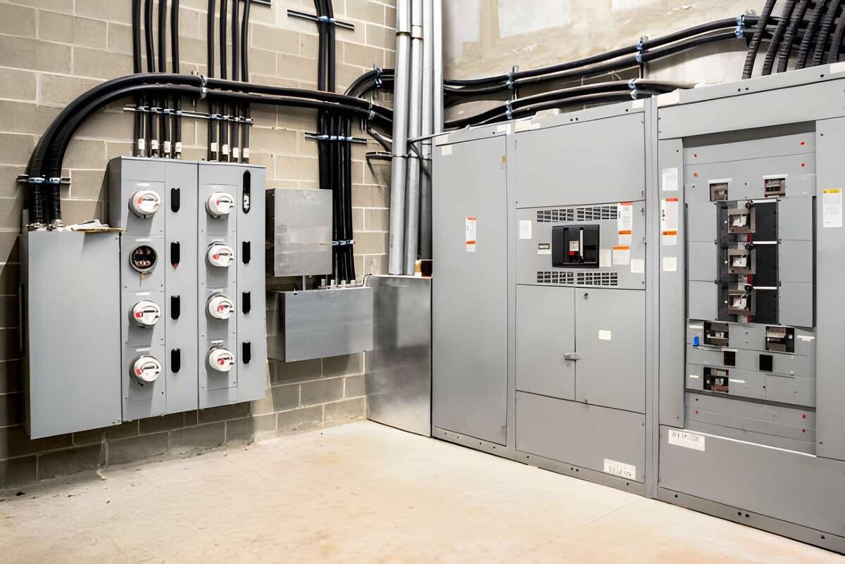Our Industrial Electrical Services in Surat Our Industrial Electrical Services in Surat