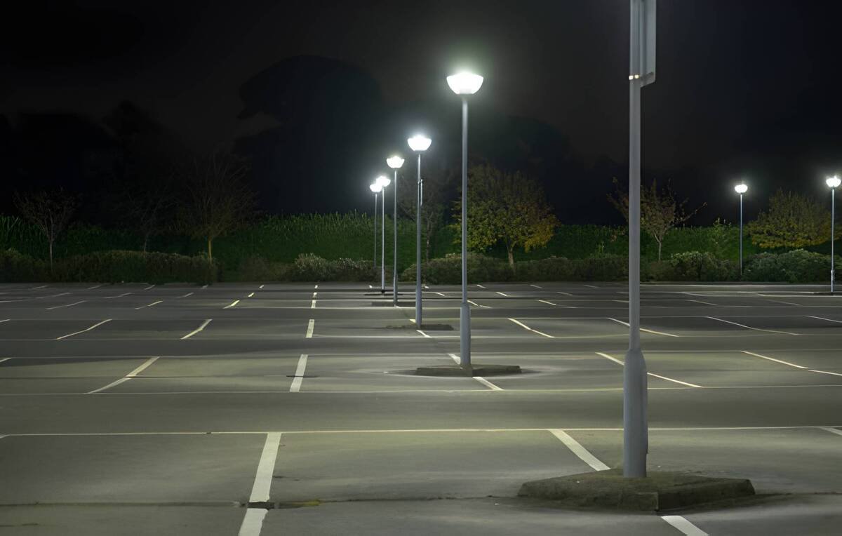 Parking Lot Lighting for Commercial and Industrial Properties in Surat Parking Lot Lighting for Commercial and Industrial Properties in Surat